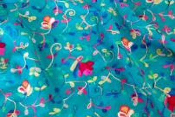 Foto NOVIDADES - Viscoses com bordados de fios coloridos - 7 - Moda Bella Tecidos e Lojas Ravera