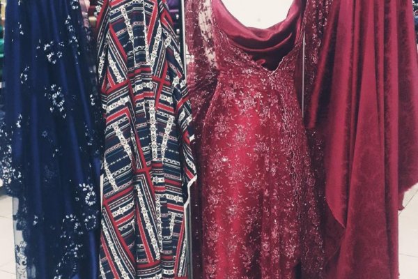 Foto VARIEDADE - TONS VERMELHOS E AZUIS 