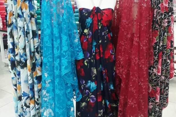 Foto VARIEDADES - AZUIS E VERMELHOS!!! 