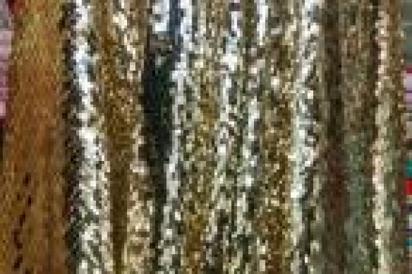 Foto NOVA VITRINE DOURADO E PRETO NA ModaBella Tecidos LOJA TAQUARAL - 2 - Moda Bella Tecidos e Lojas Ravera