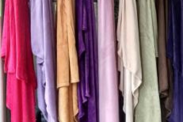 Foto ALMOFADAS - COBERTORES - MANTAS - OBJETOS DECORATIVOS - 12 - Moda Bella Tecidos e Lojas Ravera