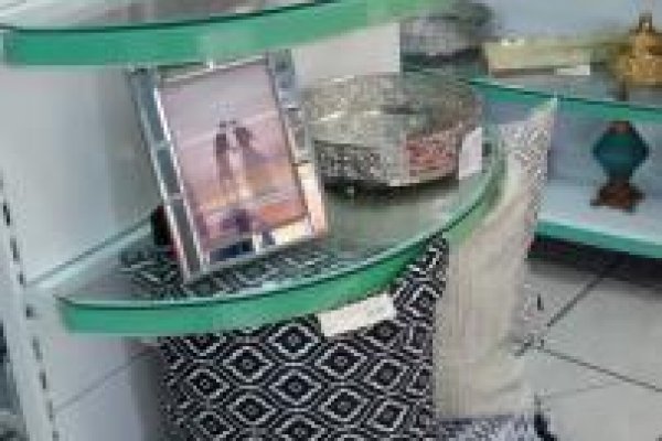 Foto ALMOFADAS - COBERTORES - MANTAS - OBJETOS DECORATIVOS - 6 - Moda Bella Tecidos e Lojas Ravera