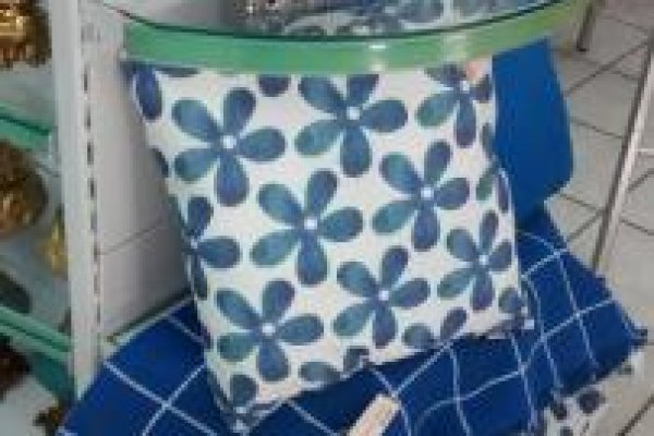 Foto ALMOFADAS - COBERTORES - MANTAS - OBJETOS DECORATIVOS - 7 - Moda Bella Tecidos e Lojas Ravera