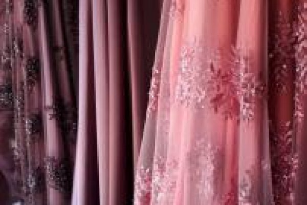 Foto NOVA VITRINE LOJA RAVERA - General Osório - 2 - Moda Bella Tecidos e Lojas Ravera