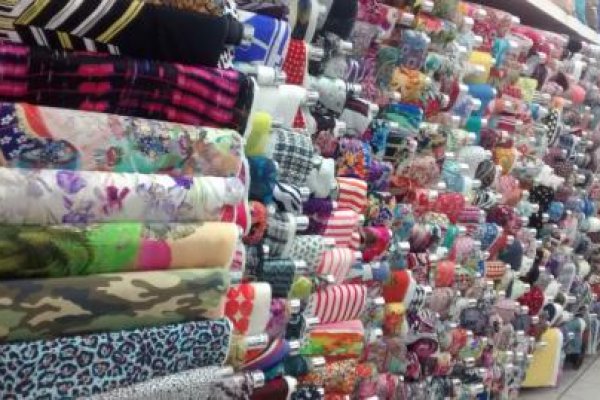 Foto O GRUPO ModaBella Tecidos e RAVERA é a maior rede de lojas de varejo de tecidos, artigos de cama, mesa e banho, tapetes e cortinas, acessórios de decoração da cidade de Campinas - 14 - Moda Bella Tecidos e Lojas Ravera