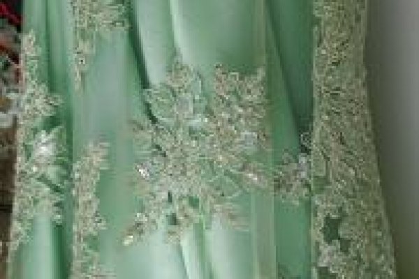 Foto NOVA VITRINE LOJA RAVERA - TONS DE VERDES - General Osório - 8 - Moda Bella Tecidos e Lojas Ravera
