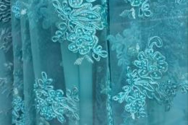Foto NOVA VITRINE -  LOJA RAVERA General Osório - Tons verde e Rosas - 6 - Moda Bella Tecidos e Lojas Ravera