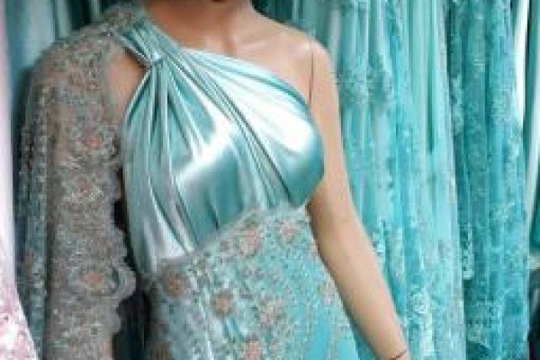 Foto NOVA VITRINE -  LOJA RAVERA General Osório - Tons verde e Rosas - 7 - Moda Bella Tecidos e Lojas Ravera