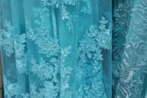 Foto NOVA VITRINE -  LOJA RAVERA General Osório - Tons verde e Rosas - 4 - Moda Bella Tecidos e Lojas Ravera