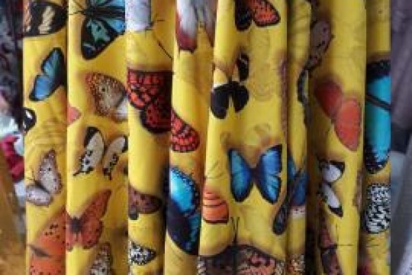 Foto VARIEDADE - No grupo ModaBella Tecidos - RAVERA, você encontra uma variedade enorme de tecidos para todos os gostos e estilos. - 7 - Moda Bella Tecidos e Lojas Ravera