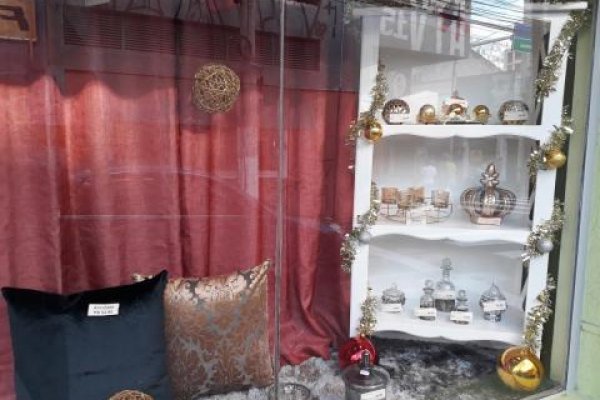 Foto EM CLIMA DE NATAL - NOVA VITRINE DE CAMA, MESA, BANHO E DECORAÇÃO DA LOJA RAVERA - General Osório - Artigos sempre atualizados com as últimas tendências - 4 - Moda Bella Tecidos e Lojas Ravera