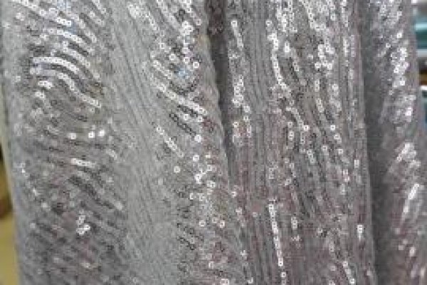 Foto VARIDADES - No grupo ModaBella Tecidos - RAVERA você encontra uma variedade enorme de tecidos para dia-a-dia, festas e até para seu vestido de noiva.  Tecidos sempre atualizados com as últimas tendências da MODA - 8 - Moda Bella Tecidos e Lojas Ravera