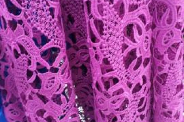 Foto VARIEDADES - No grupo Modabella-RAVERA você encontra uma enorme variedade de artigos para realizar seu look para todos os tipos de eventos. - 6 - Moda Bella Tecidos e Lojas Ravera