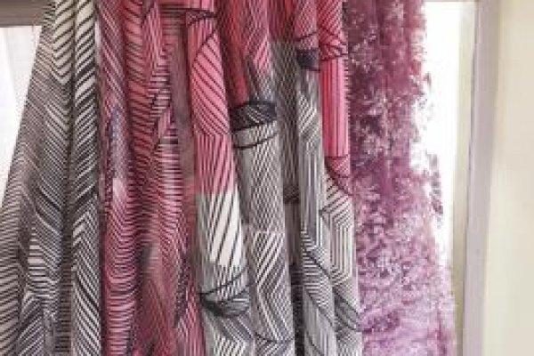 Foto VARIEDADES - VITRINE TONS MARSALA - No grupo ModaBella Tecidos-RAVERA você encontra a maior variedade de artigos em várias cores, padrões de estampas e de bordados. - Tecidos sempre atualizados com as últimas tendências da MODA - 5 - Moda Bella Tecidos e Lojas Ravera