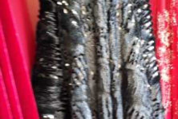 Foto NOVA VITRINE - UNIDADE RAVERA Rua: General Osório - Tecidos sempre atualizados com as últimas tendências da MODA. - 6 - Moda Bella Tecidos e Lojas Ravera