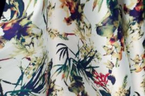 Foto VARIEDADES DOS TONS AZUIS AOS VERDES - No grupo ModaBella Tecidos-RAVERA você sempre vai encontrar uma enorme variedade de artigos em várias cores, padrões e estampas. - 1 - Moda Bella Tecidos e Lojas Ravera