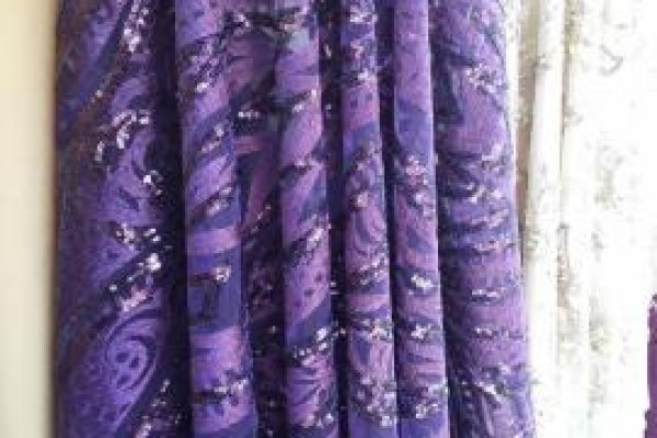 Foto NOVA VITRINE - DOURADOS E VIOLETAS - No grupo ModaBella Tecidos-RAVERA - Você sempre vai encontrar uma variedade enorme de tecidos em vários padrões e cores, sempre atualizados com as tendências da MODA. - 3 - Moda Bella Tecidos e Lojas Ravera