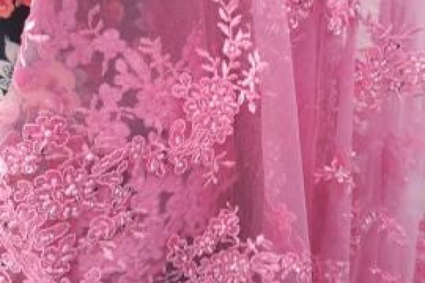 Foto VARIEDADES - ROSA AO AZUL - O grupo ModaBella Tecidos-RAVERA sempre oferece uma variedade enorme de artigos de tecidos em vários padrões de cores e estampas. - 3 - Moda Bella Tecidos e Lojas Ravera