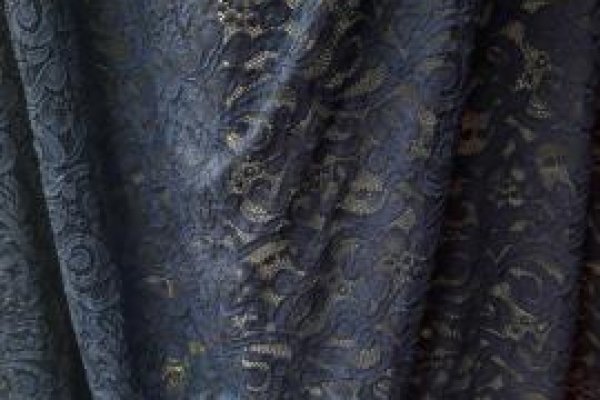Foto VITRINE VARIEDADES - TONS AZUIS E VERMELHOS - No grupo ModaBella Tecidos - RAVERA - Você sempre vai encontrar uma variedade enorme de tecidos em vários padrões e cores, sempre atualizados com as tendências da MODA. - 6 - Moda Bella Tecidos e Lojas Ravera