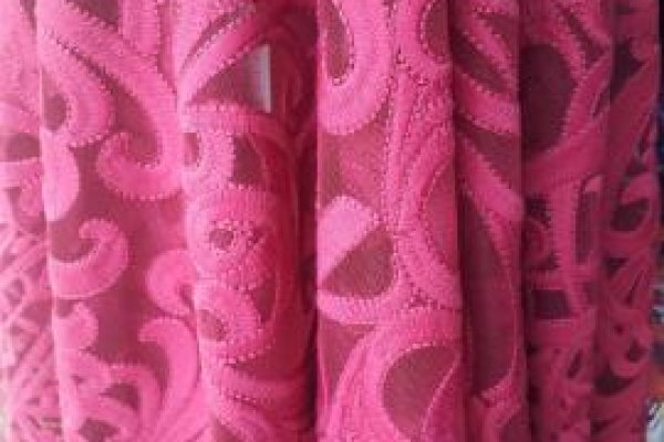 Foto VARIEDADES TONS VIOLETA E CORAL - O grupo ModaBella Tecidos-RAVERA sempre com variedades - Tecidos em vários padrões de cores e estampas e sempre atualizados com as tendências da MODA. Com consultoria de estilistas. - 6 - Moda Bella Tecidos e Lojas Ravera