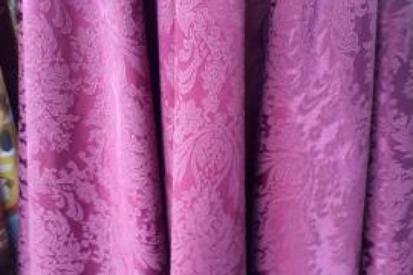 Foto VARIEDADES TONS VIOLETA E CORAL - O grupo ModaBella Tecidos-RAVERA sempre com variedades - Tecidos em vários padrões de cores e estampas e sempre atualizados com as tendências da MODA. Com consultoria de estilistas. - 7 - Moda Bella Tecidos e Lojas Ravera
