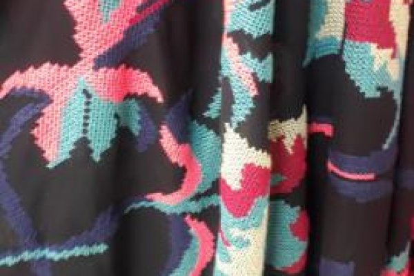 Foto VARIEDADES - TONS AZUIS e PINKS - O grupo ModaBella Tecidos - RAVERA sempre com uma grande variedade de tecidos em vários padrões de cores e estampas e sempre atualizados com as últimas tendências da MODA. - 3 - Moda Bella Tecidos e Lojas Ravera