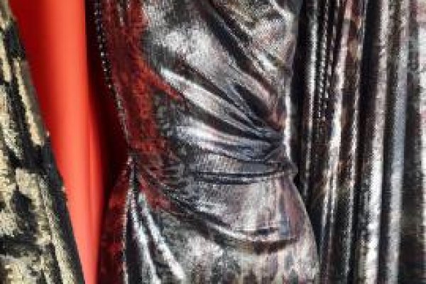 Foto VARIEDADES - TONS DE DOURADO!!! - 3 - Moda Bella Tecidos e Lojas Ravera