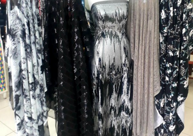 VARIEDADES - PRETO/BRANCO/PRATA - NOVIDADES E VARIEDADES