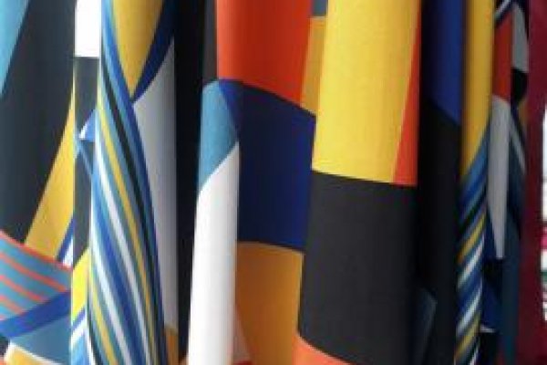 Foto VARIEDADE - No grupo ModaBella Tecidos - RAVERA, você encontra uma variedade enorme de tecidos para todos os gostos e estilos. - 4 - Moda Bella Tecidos e Lojas Ravera