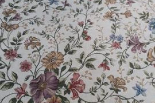 Foto TAPETES VARIADOS  - VÁRIOS PADRÕES DE ESTAMPAS E TAMANHOS - 17 - Moda Bella Tecidos e Lojas Ravera