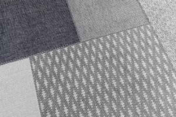 Foto TAPETES VARIADOS  - VÁRIOS PADRÕES DE ESTAMPAS E TAMANHOS - 12 - Moda Bella Tecidos e Lojas Ravera