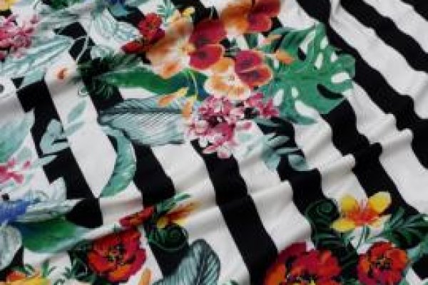 Foto NOVIDADES - VISCOLYCRAS ESTAMPADAS - Chegou no grupo ModaBella Tecidos-RAVERA a nova coleção de viscolycras estampadas para arrasar neste verão. - 5 - Moda Bella Tecidos e Lojas Ravera